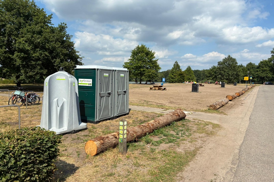 Toiletvoorziening op stadsstrand